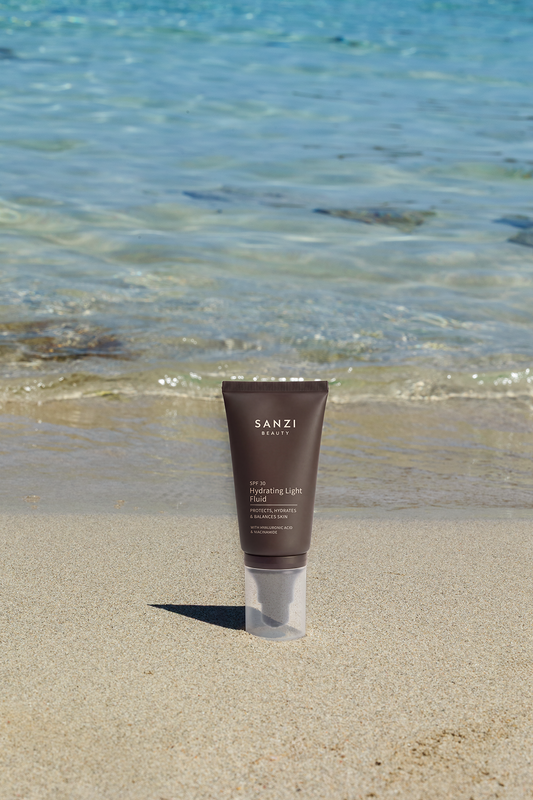SPF 50 Hydrating Light fluid